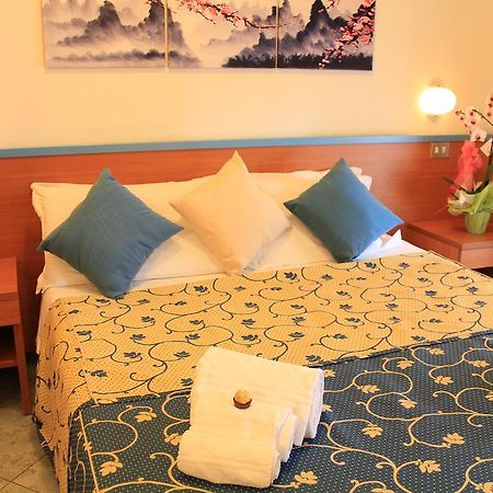 Hotel Paradise Fano Ngoại thất bức ảnh