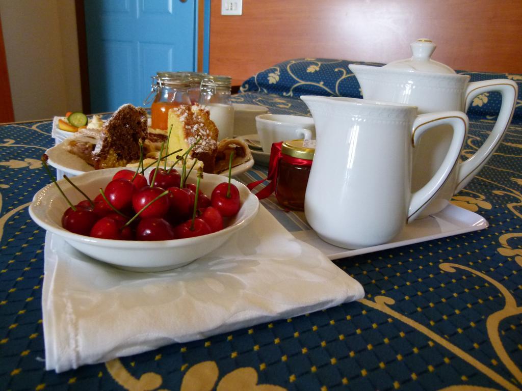 Hotel Paradise Fano Ngoại thất bức ảnh