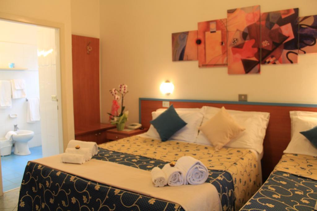 Hotel Paradise Fano Ngoại thất bức ảnh
